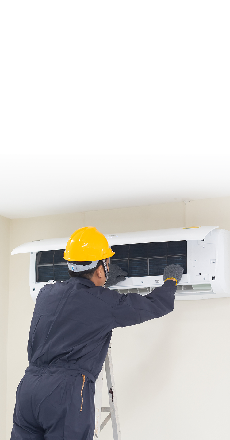 エアコン工事の様子